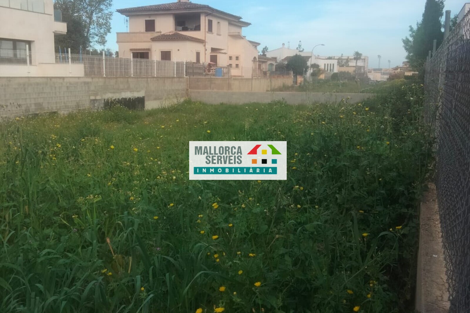 SOLAR EN MANACOR ZONA MIGUEL ANGEL NADAL